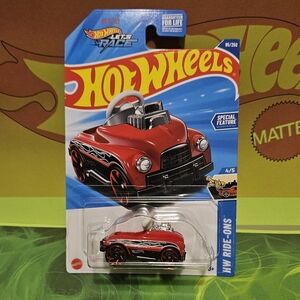 Hot Wheels Treasure Hunt Pedal Driver Red and Black Ride-On Car.